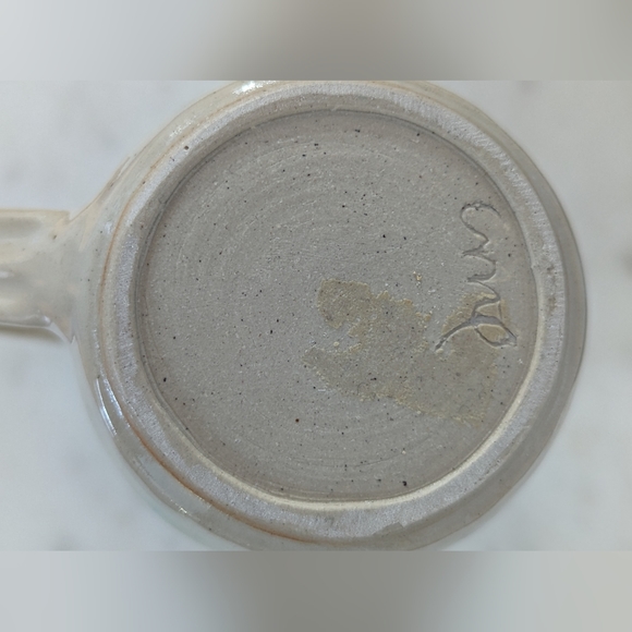 Vintage Studio Art Pottery Glazed Hand Painted Blue Irises Floral Mug - Picture 7 of 9